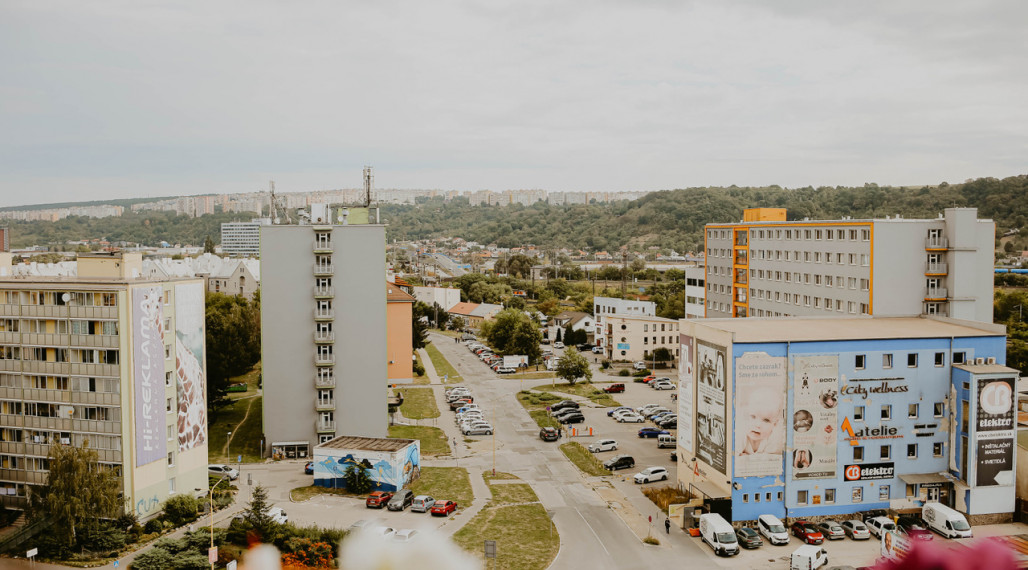 ZNÍŽENÁ CENA Predám krásny 3i byt na ul Jantárová, 2x loggia