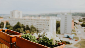 ZNÍŽENÁ CENA Predám krásny 3i byt na ul Jantárová, 2x loggia